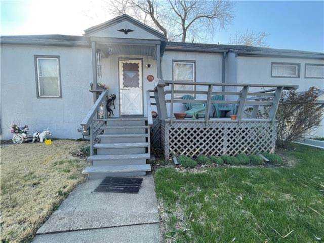 1704 Garland Ave Leavenworth, KS 66048 | MLS 2374851 Photo 1