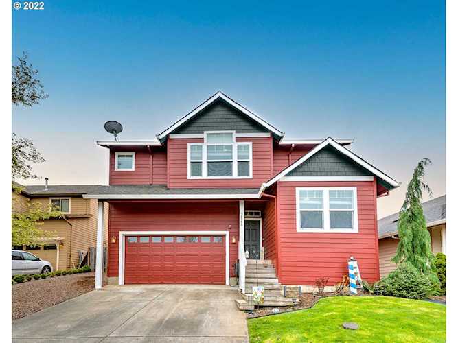 38586 Limerick St Sandy, OR 97055