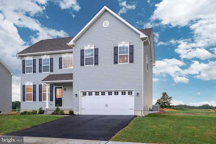 1153 Charleston Circle Dover, DE 19904