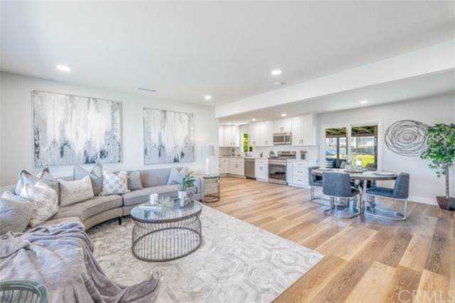 9560 Rawlins Way, Santee, 92071 | MLS#305356266 | Photo 1