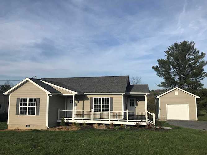 428 Mayapple Trail Lewisburg, WV 24901 | MLS 22-536 Photo 1