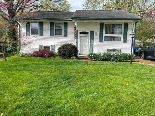 1448 Columbus Dr St Louis, MO 63138 | MLS 22024856 Photo 1