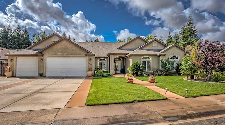2907 Ross Creek Ct Redding, CA 96002