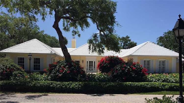 121 Shores Dr Vero Beach, FL 32963