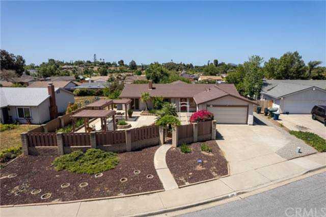 539 Valley Meadow Place Escondido, CA 92027