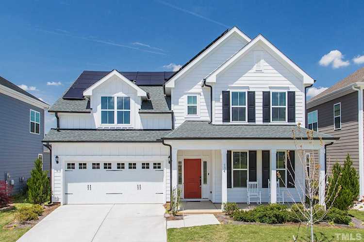 134 Flanders Lane Clayton, NC 27520