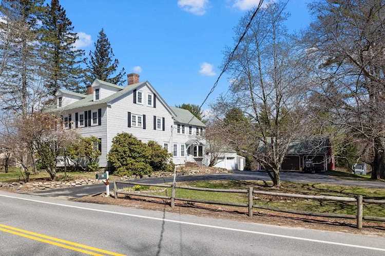 331 N Main St Wolfeboro, NH 03894