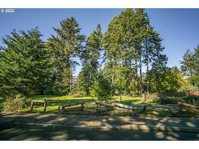 0 1st #3400 Bandon, OR 97411 | MLS 22655344 Photo 1