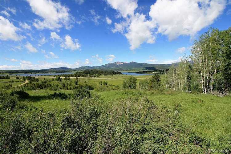 61500 Lucky Camp Ln Clark, CO 80428