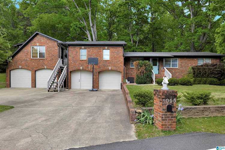 1055 County Road 72 Pelham, AL 35124