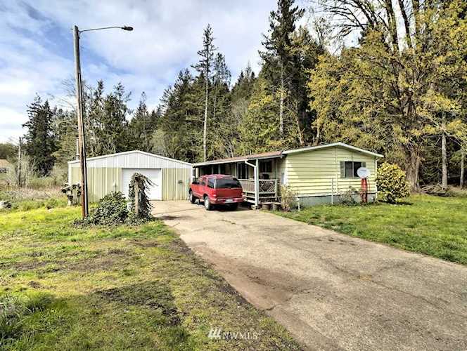 992 E Mason Benson Rd Grapeview, WA 98546