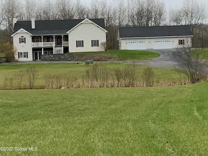 429 Street Rd Altamont, NY 12009