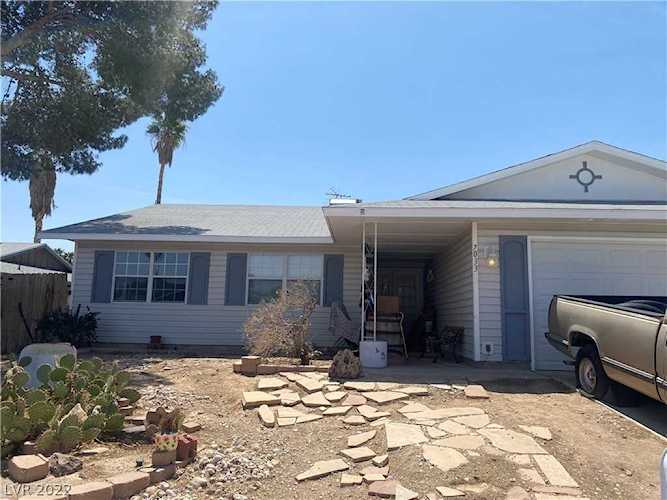 7033 Michael Collins Place Las Vegas, NV 89145