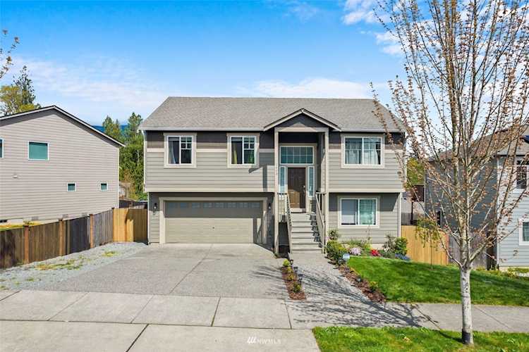 1603 W Gateway Heights Loop Sedro Woolley, WA 98284