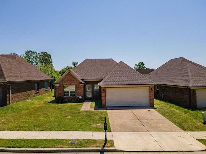 5262 Crossfield Rd Memphis, TN 38109