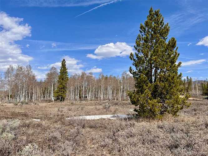 33509 Seneca Trl Oak Creek, CO 80467