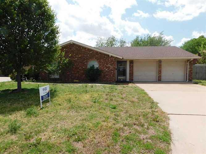 832 NW 50th St Lawton, OK 73505