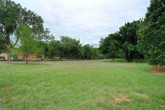 1049 Shady Oaks Drive Southlake, TX 76092