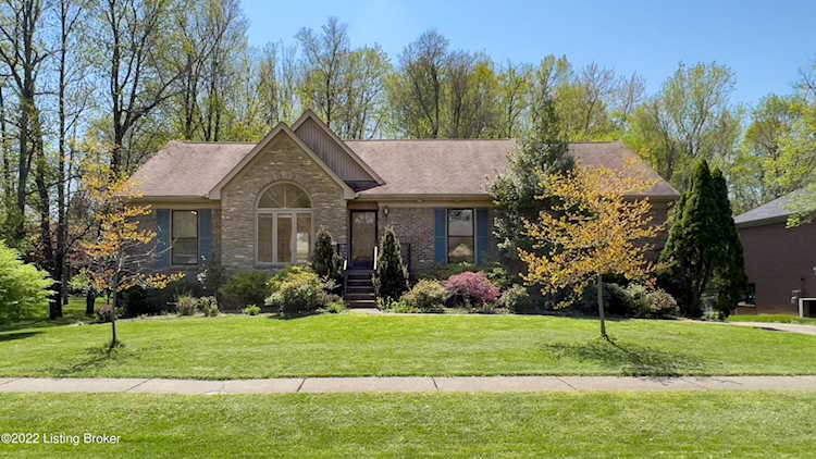 9510 Corinthian Dr Louisville, KY 40299
