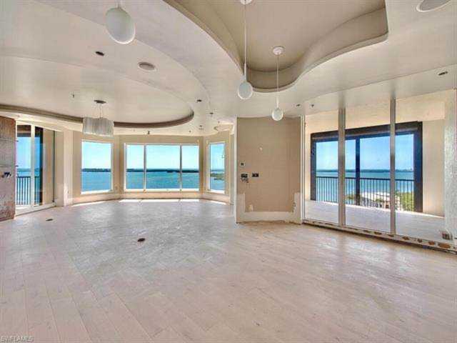 5051 Pelican Colony Blvd #1004 Bonita Springs, FL 34134