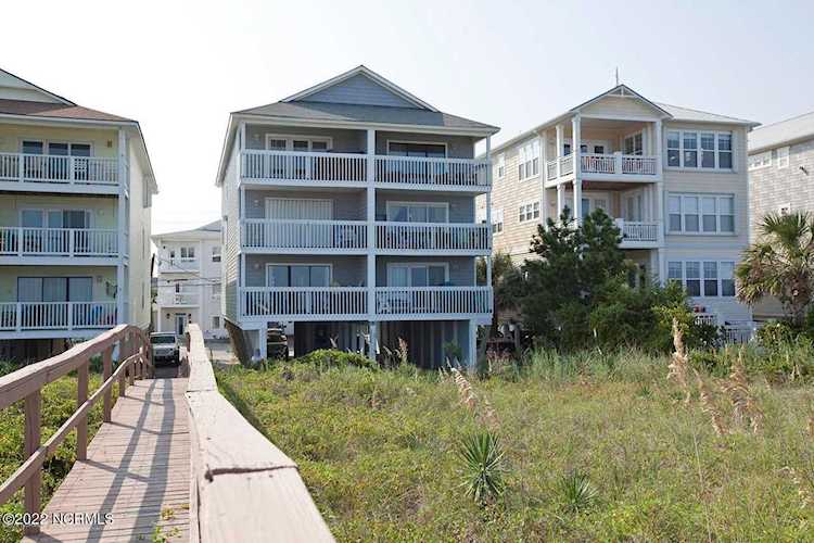 614 Carolina Beach Avenue Carolina Beach, NC 28428