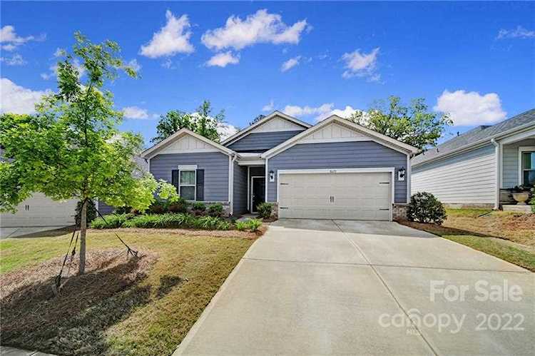 8615 Pennegrove Circle Charlotte, NC 28214 | MLS 3853512 Photo 1