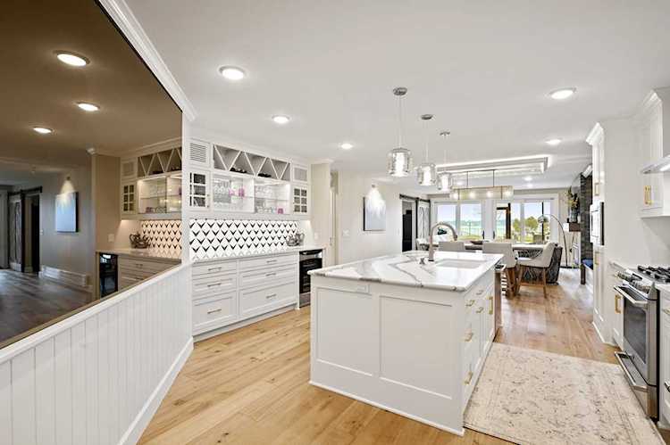 540 Indian Mound Street #1B Wayzata, MN 55391