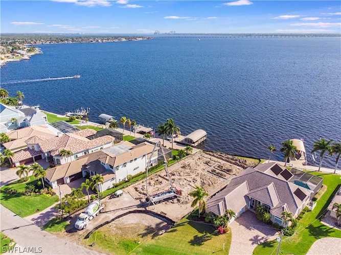 3339 SE 22nd Place Cape Coral, FL 33904