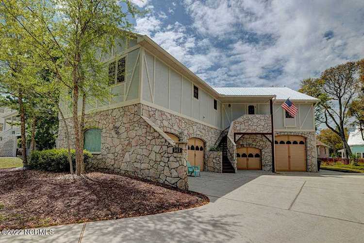 545 Anchor Way Kure Beach, NC 28449
