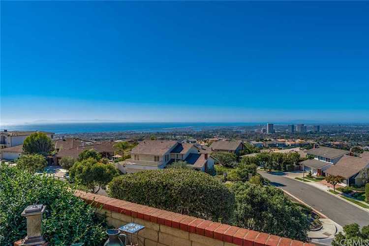 53 Goleta Point Dr Corona Del Mar, CA 92625 | MLS NP21216890 Photo 1