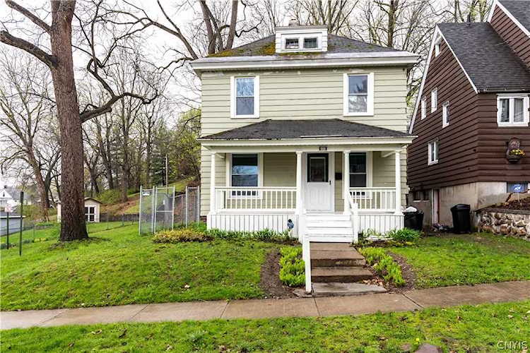 102 Elsner St Syracuse, NY 13203