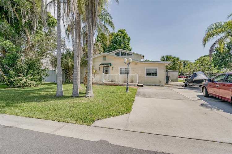 78 N Canal Dr Palm Harbor, FL 34684