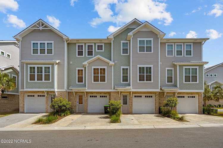 4017 Tamarisk Lane Wilmington, NC 28409