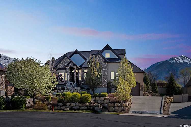 380 N Hunters Ridge Cir Alpine, UT 84004
