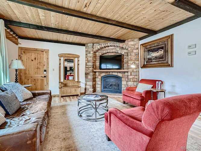 2249 Chamonix Ln #1 Vail, CO 81657