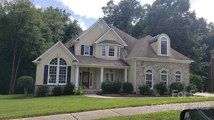 8121 Grahamson Ln Charlotte, NC 28269