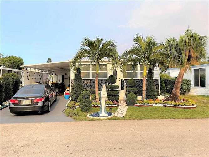 1730 SW 84th Ave Davie, FL 33324