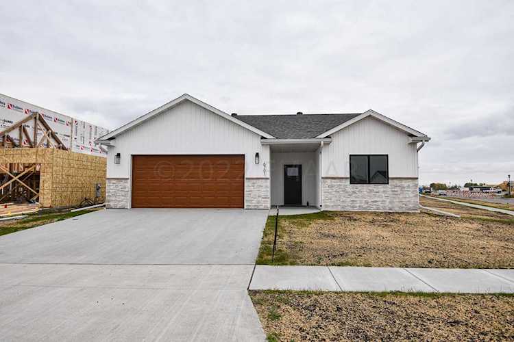 6701 71st Ave S Horace, ND 58047