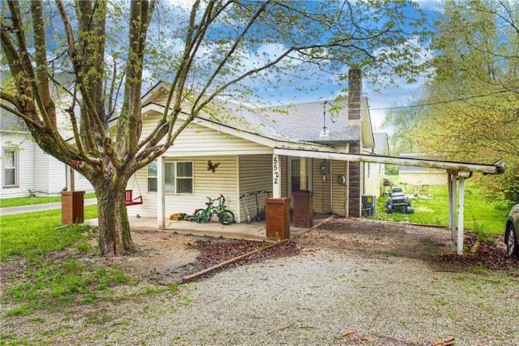 5522 Greenfield St Fountaintown, IN 46130