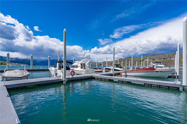 1350 W Woodin Ave #A8 Chelan, WA 98816