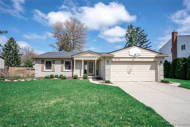 40782 Ivywood Lane Plymouth Twp, MI 48170