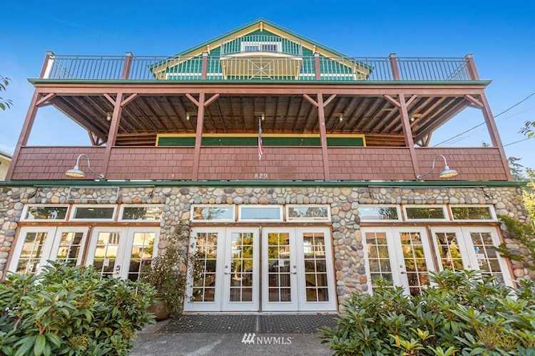829 2nd St Mukilteo, WA 98275