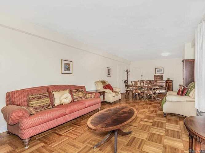 3725 Henry Hudson Parkway #6C Bronx, NY 10463
