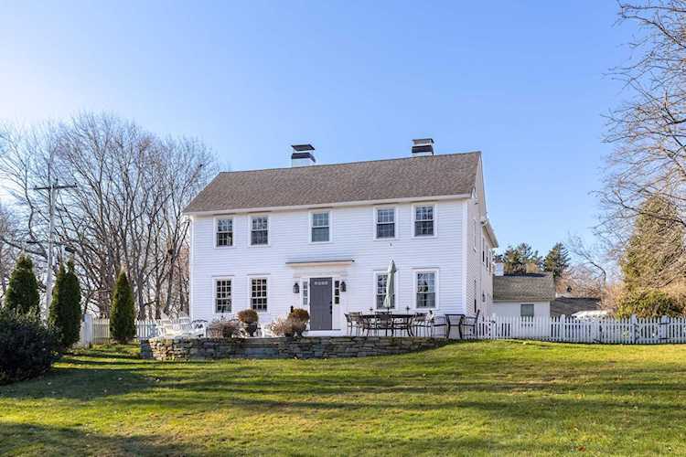 57 Oliver St New Castle, NH 03854