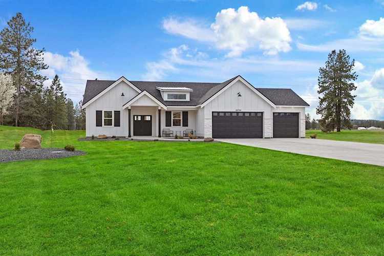 20705 N Horseman Ln Colbert, WA 99005