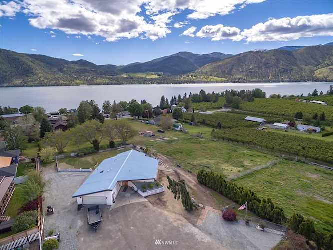 671 Lakeshore Dr Manson, WA 98831