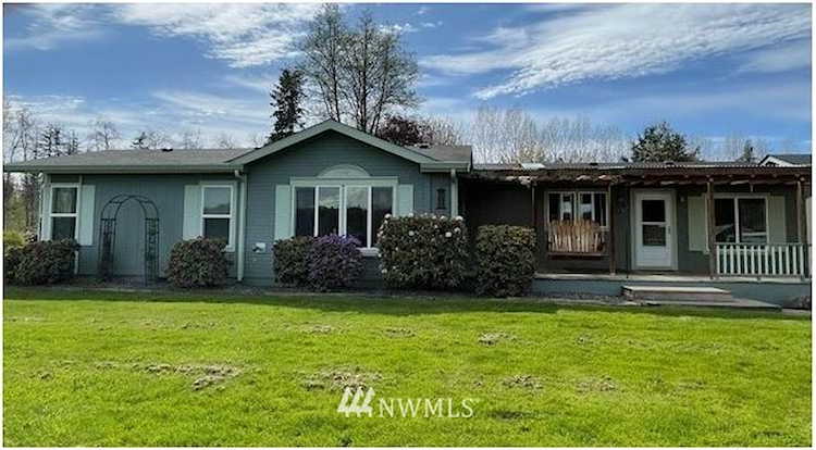 34107 82nd Ave Ct E Eatonville, WA 98328