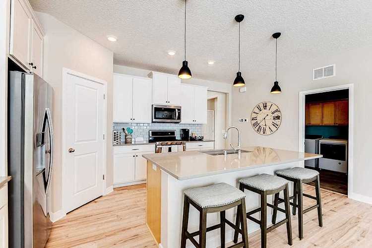 13681 Applewood Trail Rosemount, MN 55068