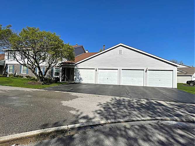 710 Crescent Ct #D2 Bartlett, IL 60103