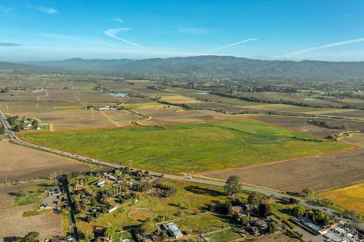22100 Arnold Drive Sonoma, CA 95476